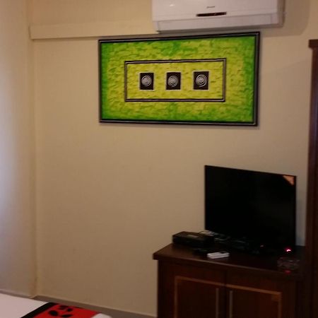 Grand 7 Hotel Thalawathugoda Talawatugoda Bilik gambar