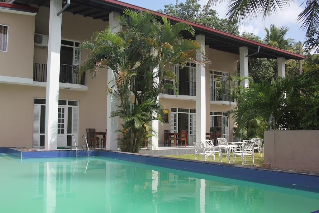 Grand 7 Hotel Thalawathugoda Talawatugoda Luaran gambar