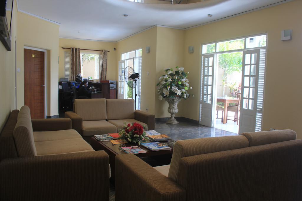 Grand 7 Hotel Thalawathugoda Talawatugoda Luaran gambar