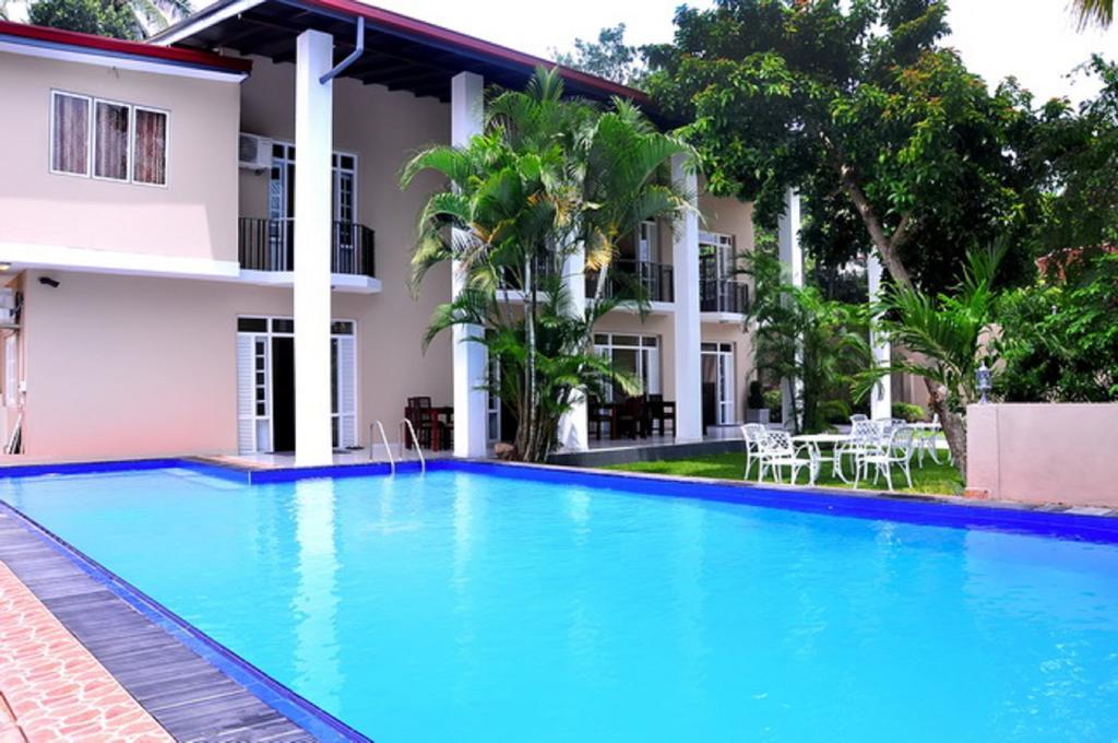 Grand 7 Hotel Thalawathugoda Talawatugoda Luaran gambar