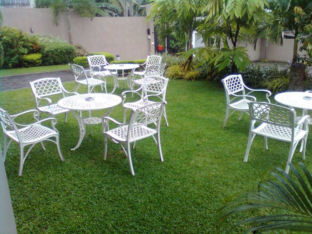 Grand 7 Hotel Thalawathugoda Talawatugoda Luaran gambar