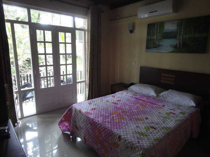 Grand 7 Hotel Thalawathugoda Talawatugoda Luaran gambar